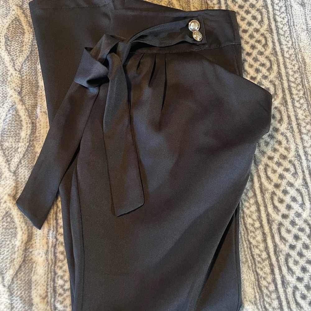 Black pants - Picture 3 of 5